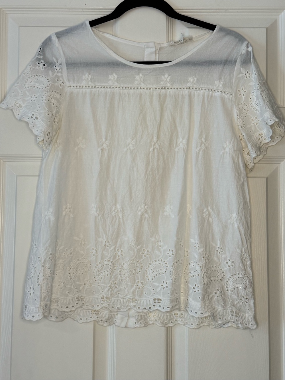 Crescent White Eyelet Embroidered Short Sleeve Blouse w Back Button Detail